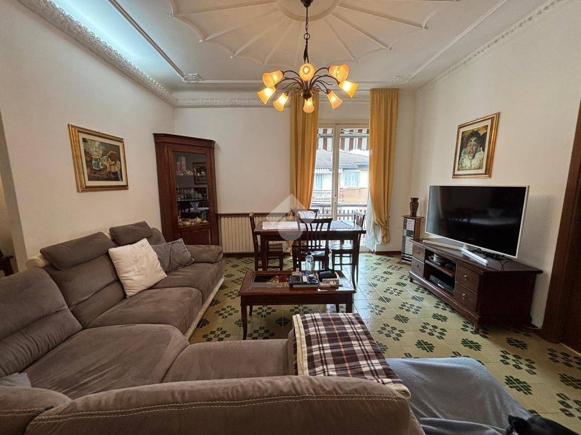 2 Schlafzimmer Wohnung in Osio Sotto, Italy, Nr. 114348