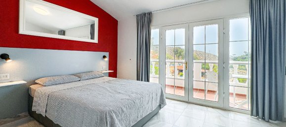 3 bedrooms House in Adeje, Spain No. 21213 14