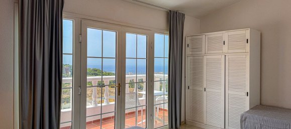 3 bedrooms House in Adeje, Spain No. 21213 16