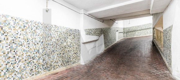 1550m² Commercial property in Lisbon, Portugal No. 111154 12