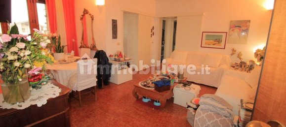 2 bedrooms Apartment in Parma, Italy No. 344978 5
