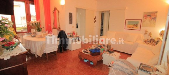 2 bedrooms Apartment in Parma, Italy No. 344978 7