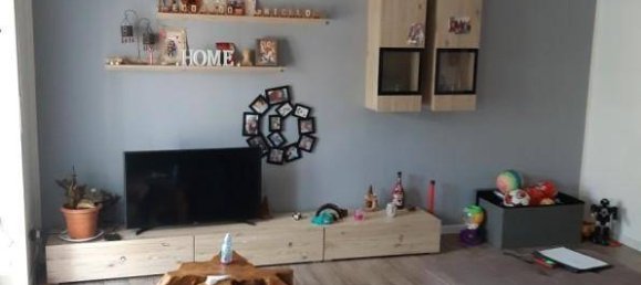 3 bedrooms Apartment in Varese, Italy No. 281684 11