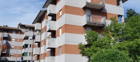 3 bedrooms Apartment in Varese, Italy No. 281684 3