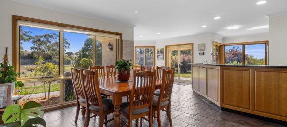 4 Schlafzimmer Bauernhof in Korumburra, Australia, Nr. 910 2