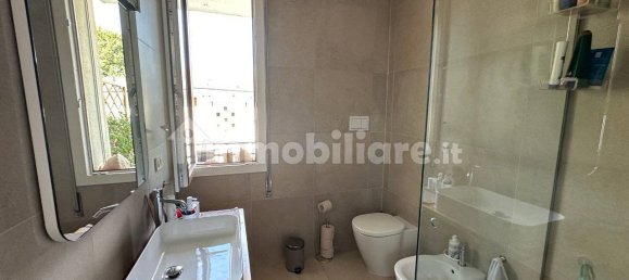 3 bedrooms Apartment in Padua, Italy No. 271053 17