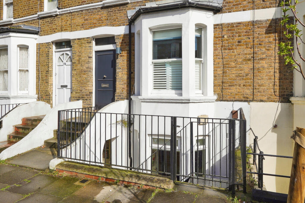 1 bedroom Apartment in London, United Kingdom No. 10744