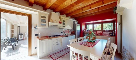 3 Schlafzimmer Haus in Vicenza, Italy, Nr. 345323 10