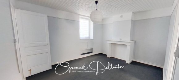 5 bedrooms House in Arras, France No. 217102 7