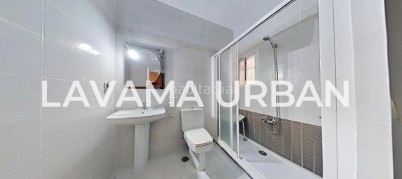 Apartamento de 5 dormitorios en Madrid, Spain No. 162120 17