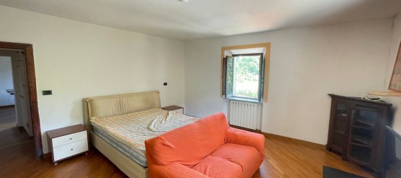 4 rooms Apartment in Pistoia, Italy No. 227249 15