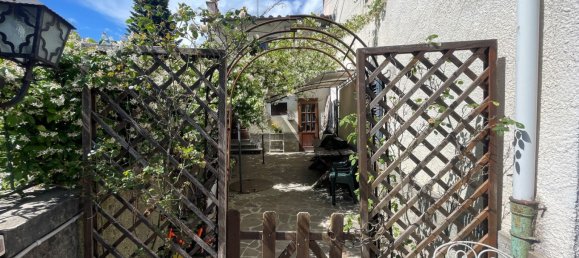 4 rooms Apartment in Pistoia, Italy No. 227249 24