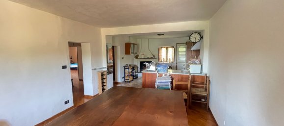 4 rooms Apartment in Pistoia, Italy No. 227249 9