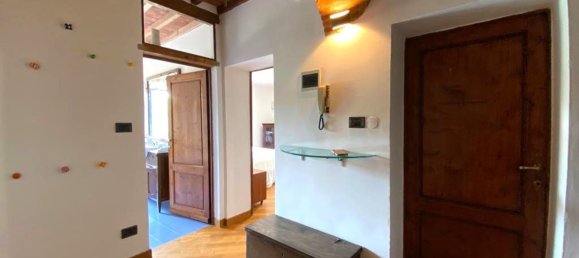 4 rooms Apartment in Pistoia, Italy No. 227249 10