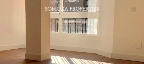 3 bedrooms Apartment in Madrid, Spain No. 61385 10