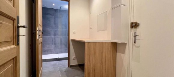 3 Schlafzimmer Wohnung in Chartres, France, Nr. 214358 12