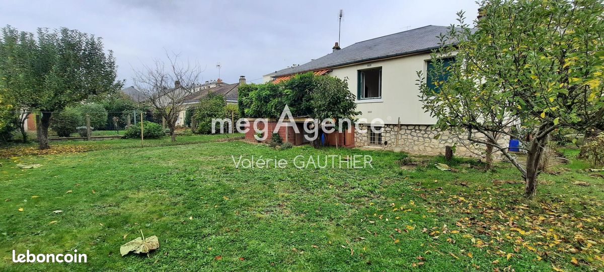 2 bedrooms House in Vendome, France No. 225052