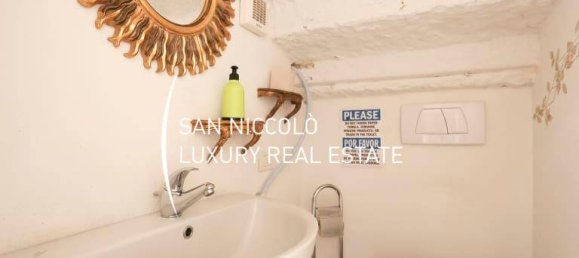 3 bedrooms Apartment in Florence, Italy No. 212679 80