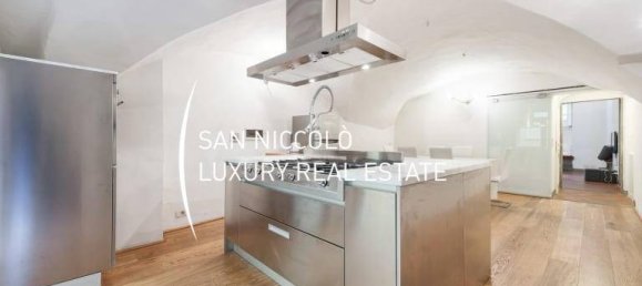 3 bedrooms Apartment in Florence, Italy No. 212679 21