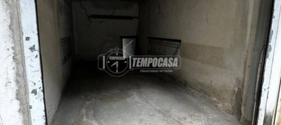 Garage in San Donato Milanese, Italy 12m², Nr. 338977 5