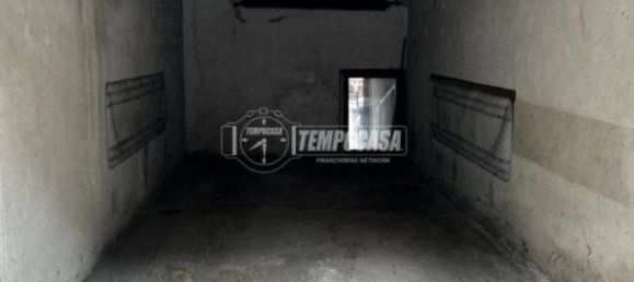 Garage in San Donato Milanese, Italy 12m², Nr. 338977 2