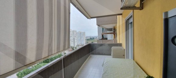 4 rooms Apartment in Bari, Italy No. 18645 26