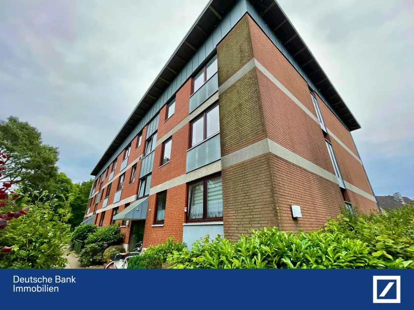 Квартира с 3 комнатами в Зегеберг, Германия № 58237