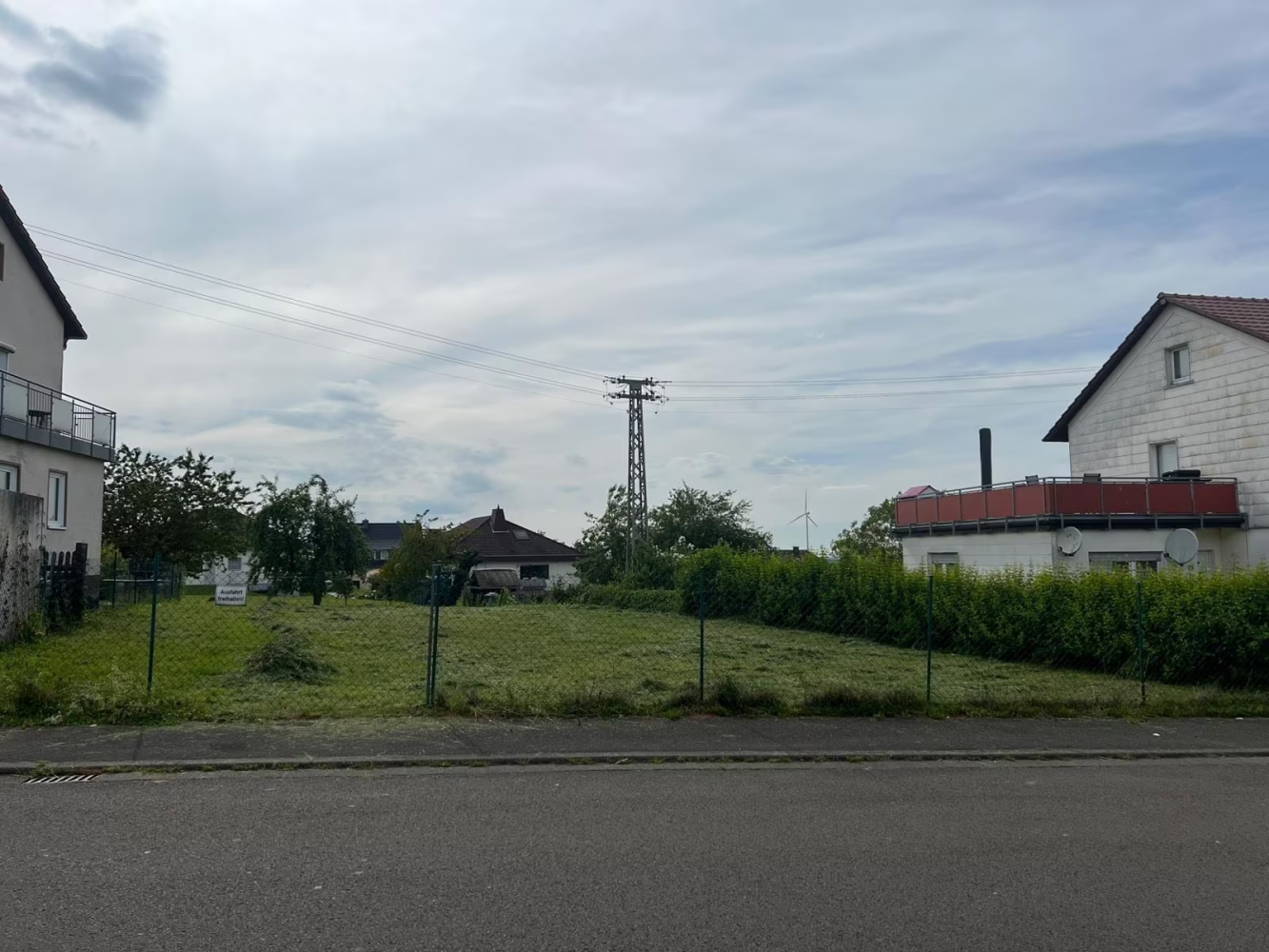  قطعة أرض في Sudwestpfalz, Germany رقم 306002