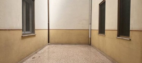 2 bedrooms Apartment in Colorno, Italy No. 323322 4