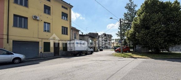 2 bedrooms Apartment in Colorno, Italy No. 323322 2