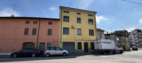 2 bedrooms Apartment in Colorno, Italy No. 323322 5
