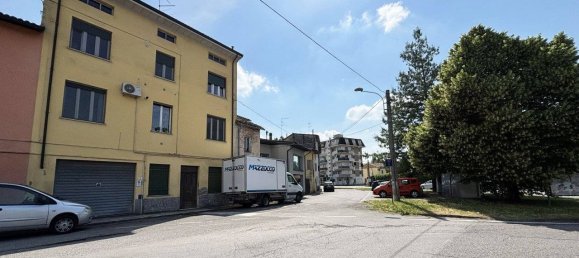 2 bedrooms Apartment in Colorno, Italy No. 323322 25