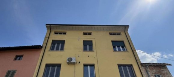 2 bedrooms Apartment in Colorno, Italy No. 323322 24