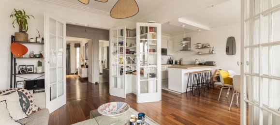 2 bedrooms Apartment in Paris, France No. 151028 4