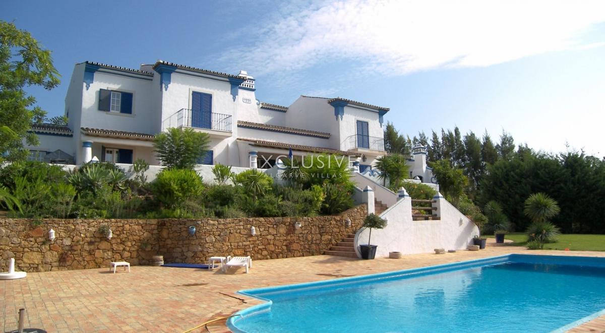 6 bedrooms Villa in Loule, Portugal No. 7594