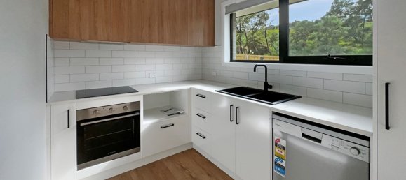 3 bedrooms House in Rokeby, Australia No. 897 12