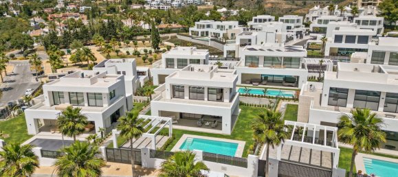 6 bedrooms Villa in Marbella, Spain No. 109018 40