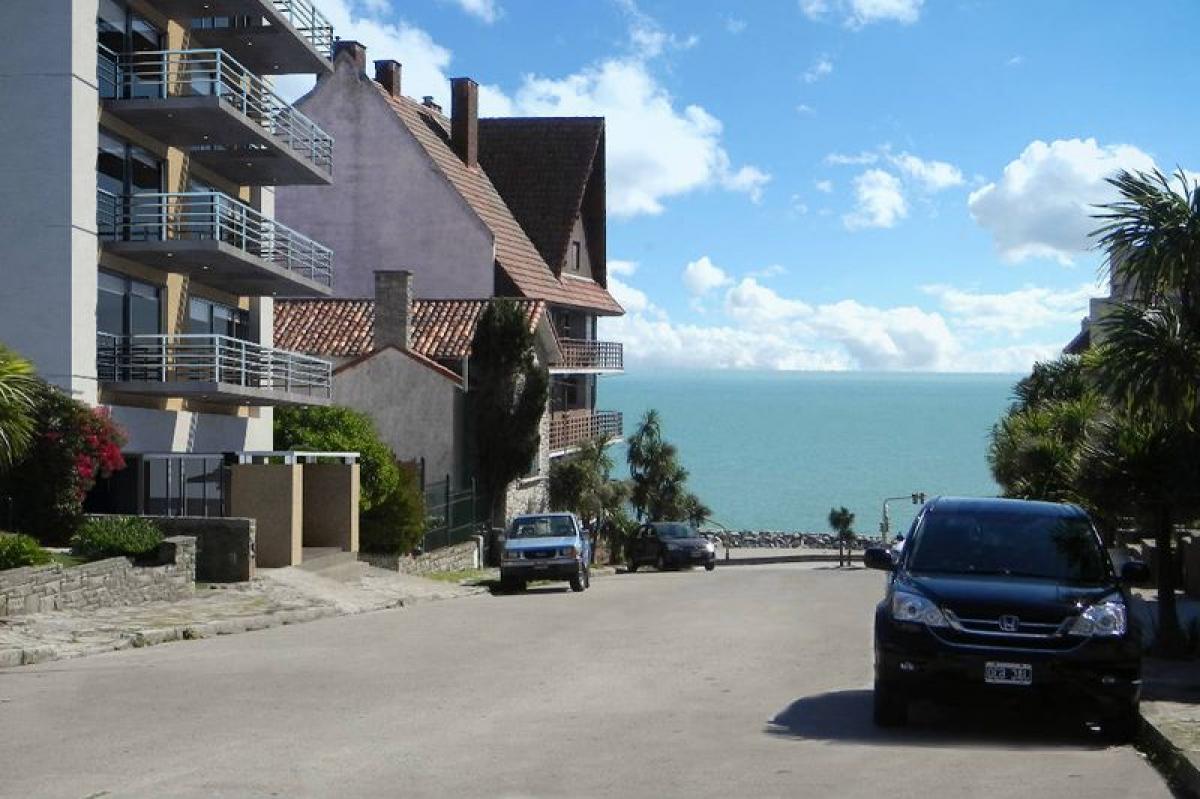 2 bedrooms Apartment in Mar del Plata, Argentina No. 99607