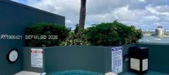 Gewerbliche Immobilien in Miami, USA 46.73m², Nr. 615602 9