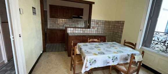 3 bedrooms House in Rebais, France No. 176564 5