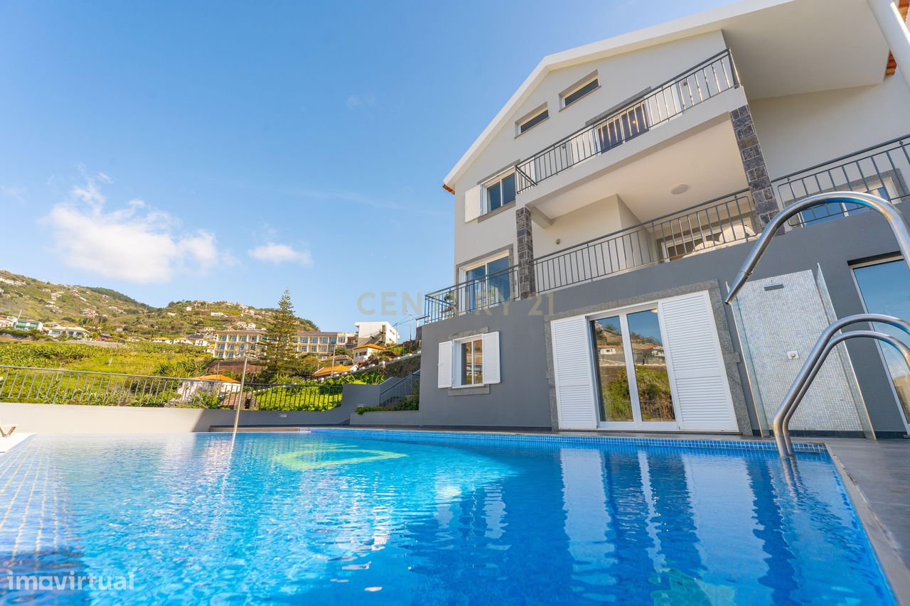 3 bedrooms House in Ribeira Brava, Portugal No. 103390