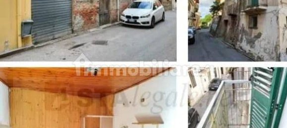 Apartamento de 3 dormitorios en Barcellona Pozzo di Gotto, Italy No. 227529 3