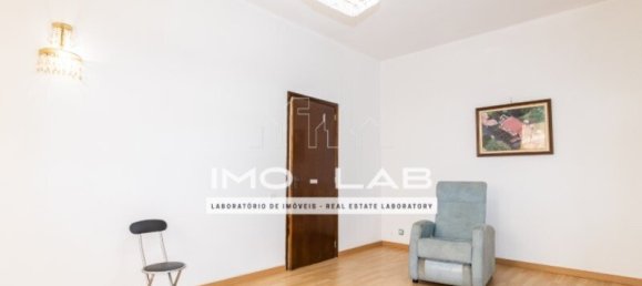 4 bedrooms Villa in Funchal, Portugal No. 144718 10