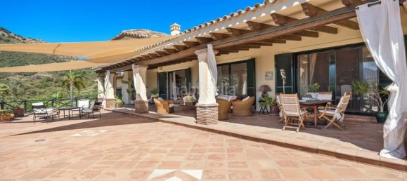 4 Schlafzimmer Villa in Benahavis, Spain, Nr. 107829 11
