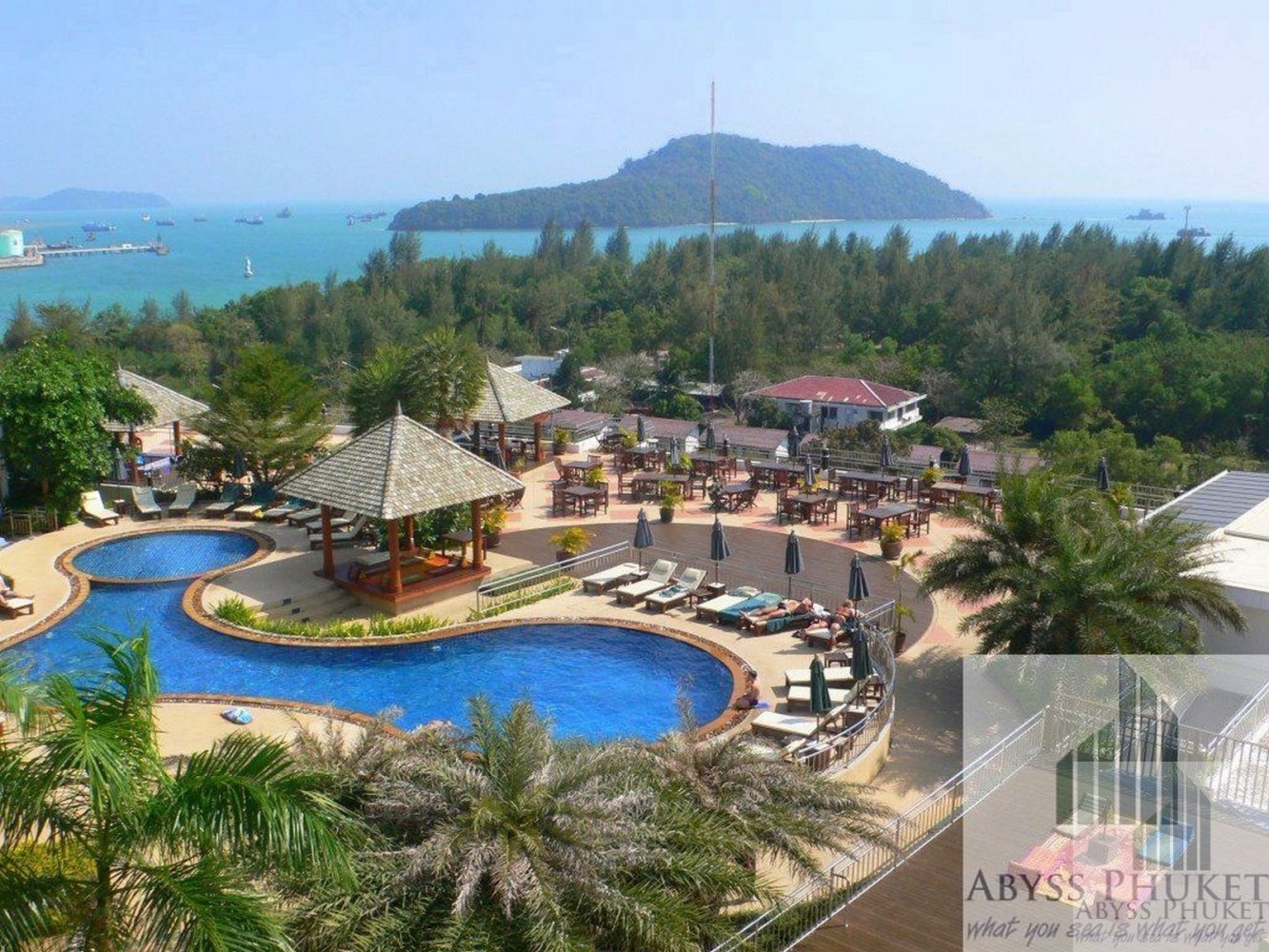 2 bedrooms Apartment in Phuket, Thailand No. 12313