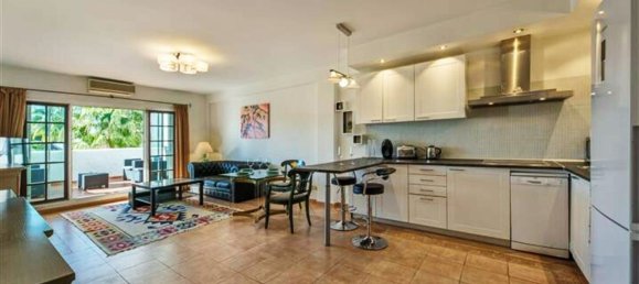 3 bedrooms Apartment in Marbella, Spain No. 101601 13