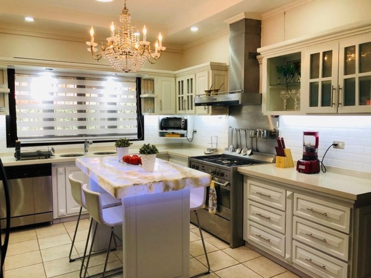 4 bedrooms House in Santa Ana, Costa Rica No. 52