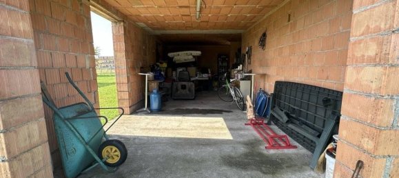 4 rooms House in Camponogara, Italy No. 175740 4