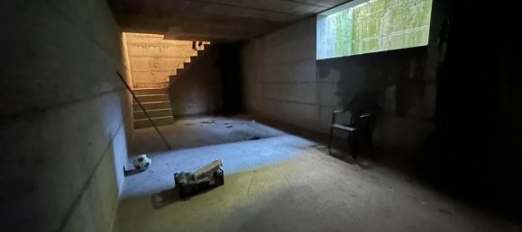 4 rooms House in Camponogara, Italy No. 175740 13