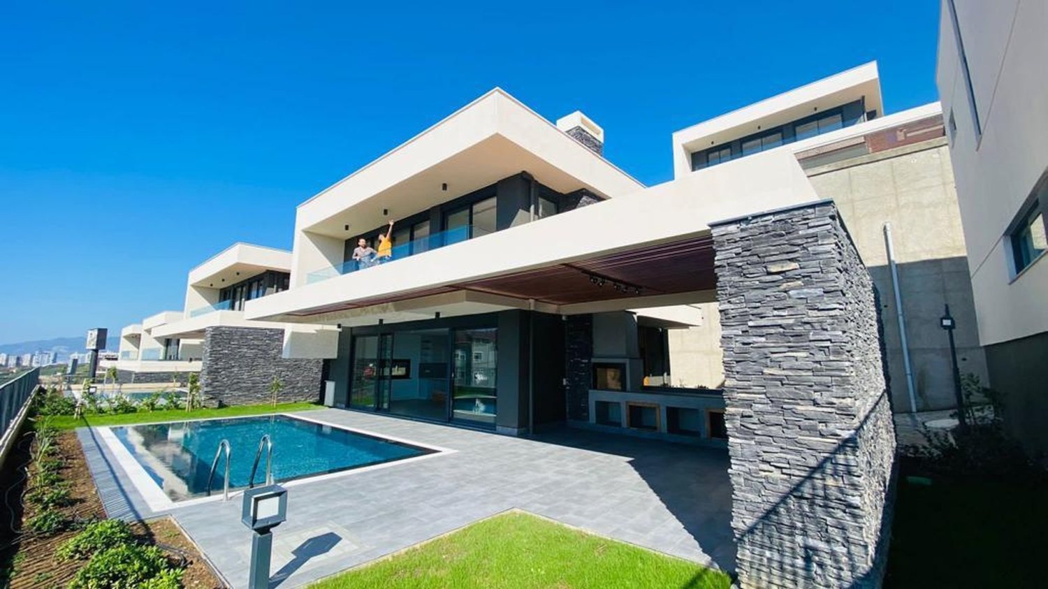 Villa 3+1 in Kargicak, Turkey No. 48076